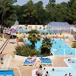 Mobil-homes Proche De L'ocean Campsite