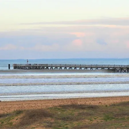 Mobil-homes Proche De L'océan