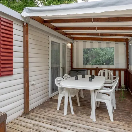 Mobil-homes Proche De L'océan Camping 4*