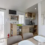 Mobil-homes Proche De L'océan