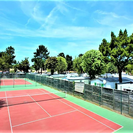 Mobil-homes Proche De L'ocean Campingplatz 4*