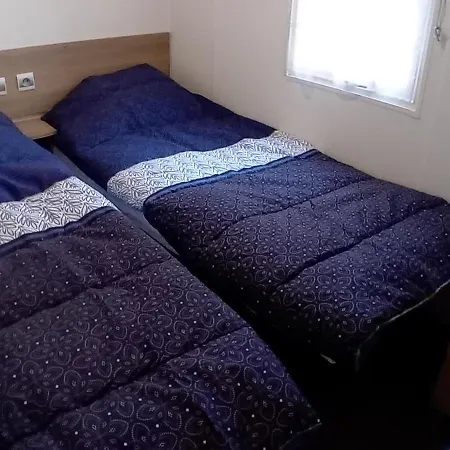 Mobil-homes Proche De L'ocean 4*