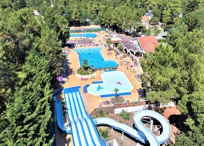 Mobil-homes Proche De L'ocean Parque de Campismo 4*