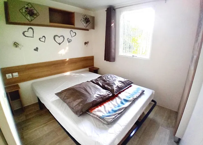 Mobil-homes Proche De L'ocean Parque de Campismo 4*