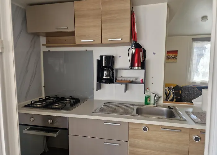 Parque de Campismo Mobil-homes Proche De L'ocean 4*